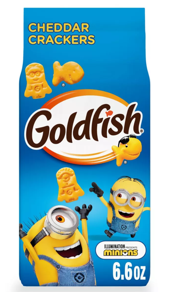 Goldfish Minions Shaped Cheddar Crackers 6.6oz