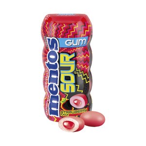 Mentos Pure Fresh Sour Gum Strawberry Gum 30g